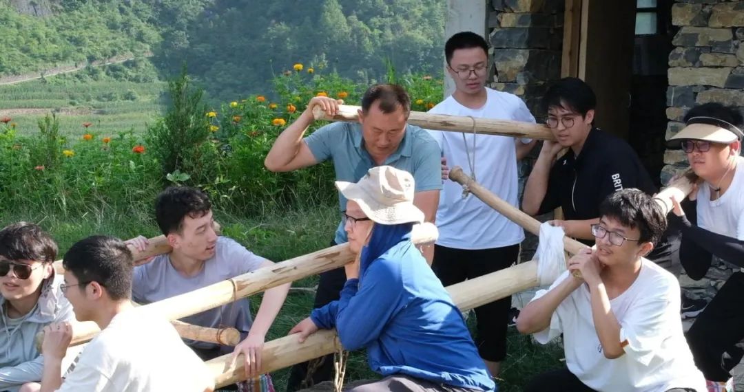 湖北恩施社会实践 | 赓续红色泉口精神，调研乡村医疗建设